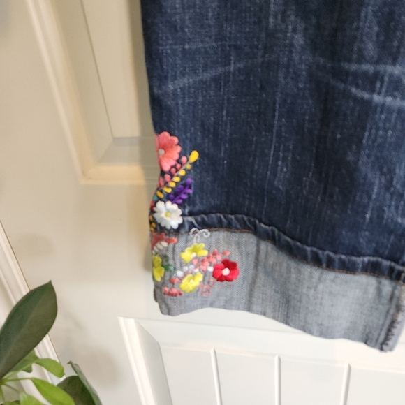 Vintage Embroidered Blue Jean Capris - Picture 3 of 7